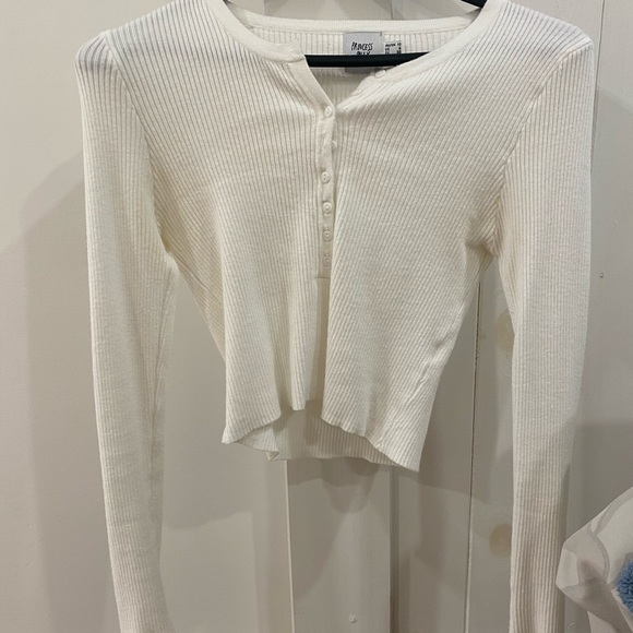 princess polly unwritten love crop top - Picture 2 of 4